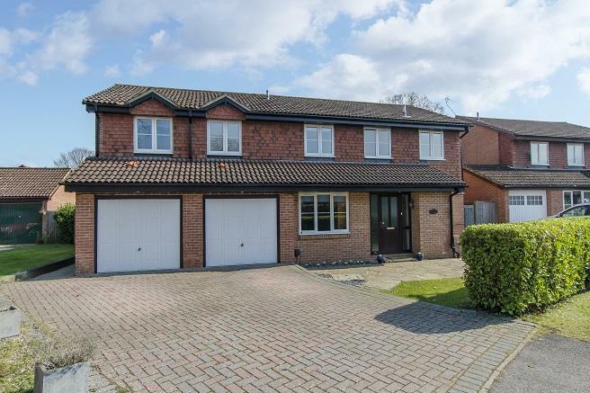 Raglan close chandlers ford #3