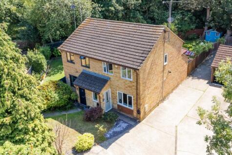Evans Close, Greenhithe, Kent, DA9