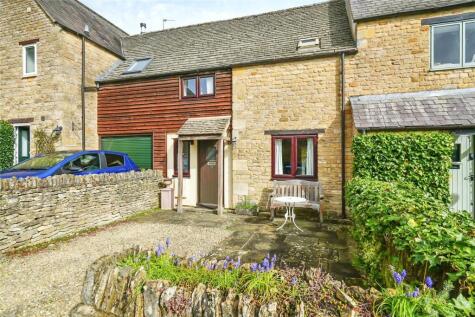 Sylvester Close, Burford, OX18