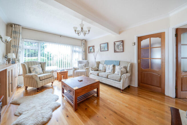 1331566-8-6888c71...