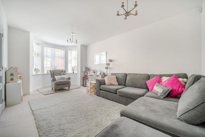 1335480-3-6895e34...