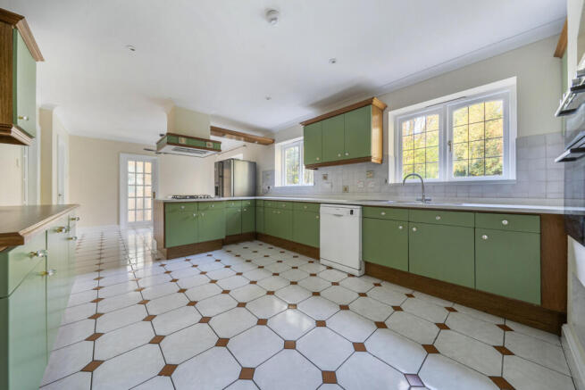 1384739-12-6925a9...