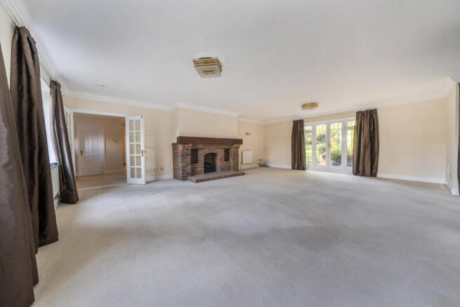 1384739-15-6925a9...