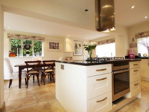 Kitchen/Breakfast