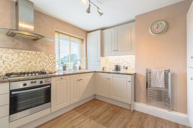 15 west end kitchen