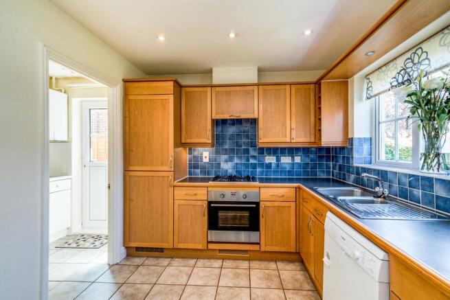 e317caa5-782e-49ca-8