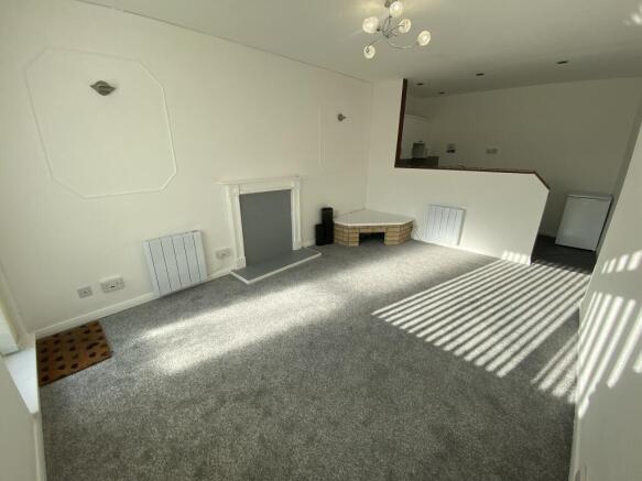 Lounge Kitchen