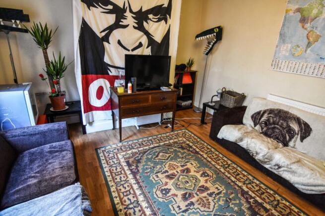 TAL_LIVINGROOM