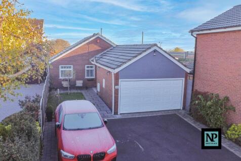 Whitehouse Road, Dordon, B78