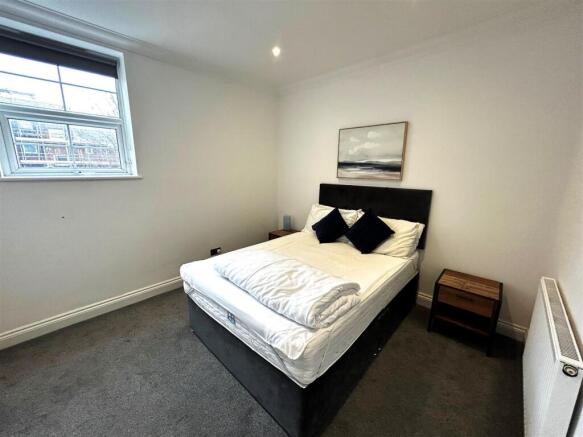 bedroom.jpg