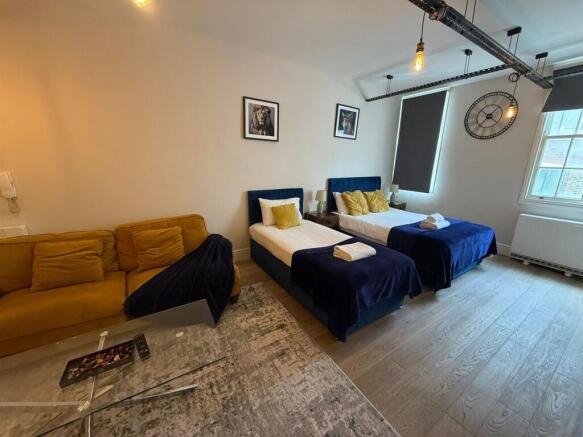 WhatsApp Image 2025-07-07 at 12.09.23 (3).jpeg