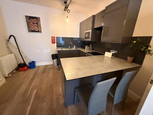 WhatsApp Image 2025-07-07 at 12.09.23 (4).jpeg