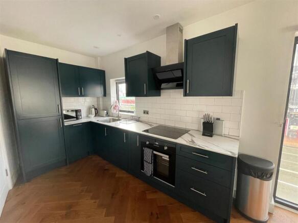 Living room / Kitchen