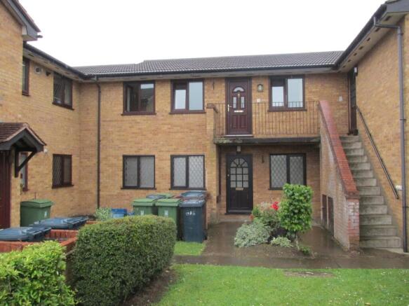 2 Bed Unfurnished Apartment