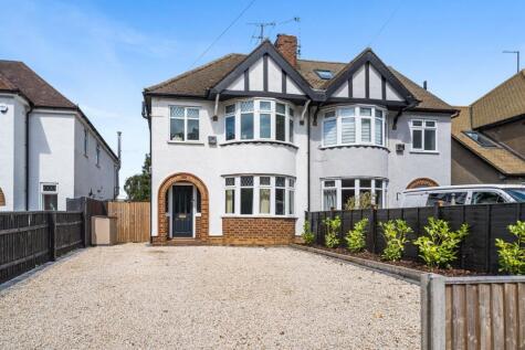 Hewlett Road, Cheltenham, GL52