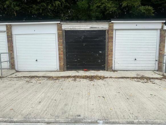 Garage 1