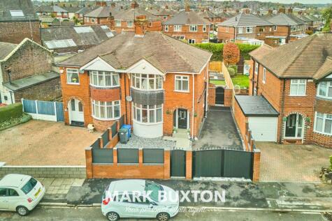 Smithpool Road, Fenton, Stoke-on-Trent. ST4 4PW