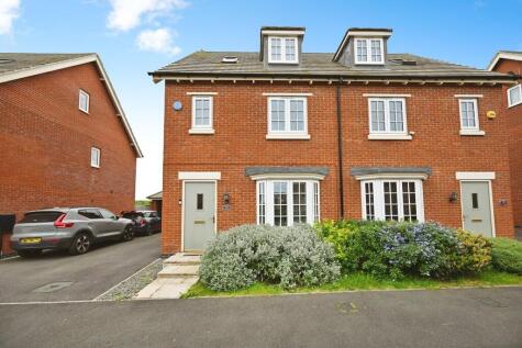 Lee Drive, Houlton, Rugby