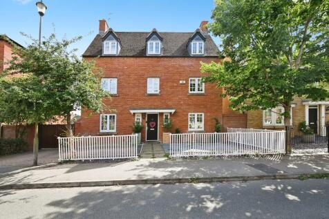 Long Hassocks, Coton Park, Rugby