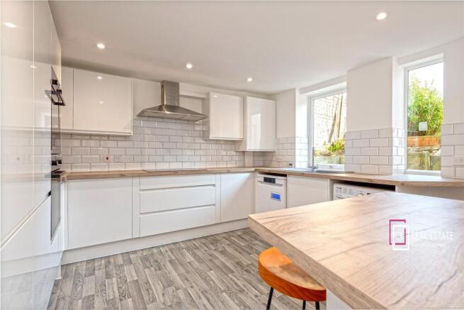 SHARED KITCHEN