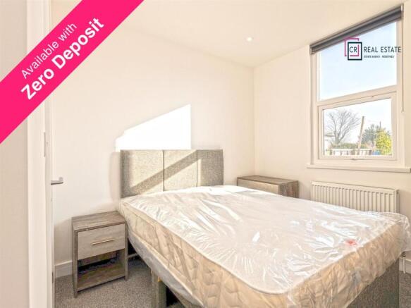 DOUBLE BEDROOM