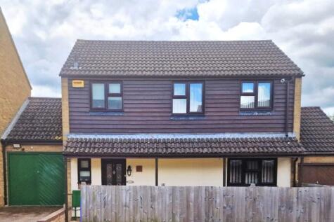 Lenborough Close, BUCKINGHAM MK18