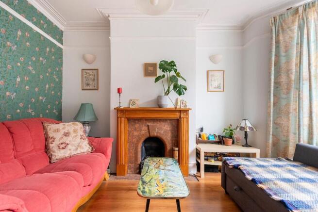 0W6AWL - Living Room A.jpg