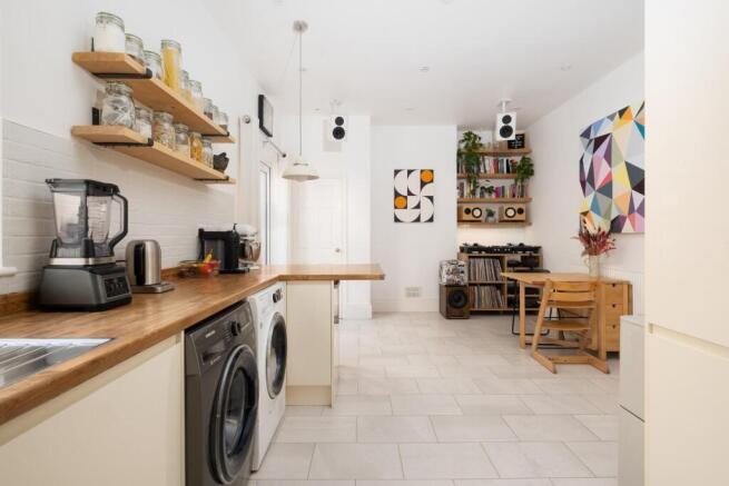 2 ST MARKS GROVE, BS5--4.jpg