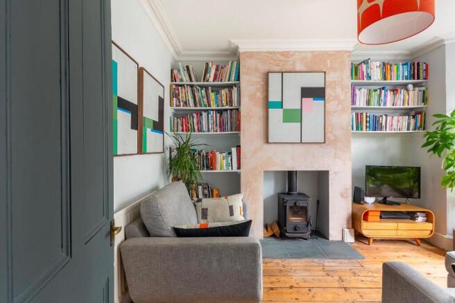 3A5SBR - Living Room E.jpg
