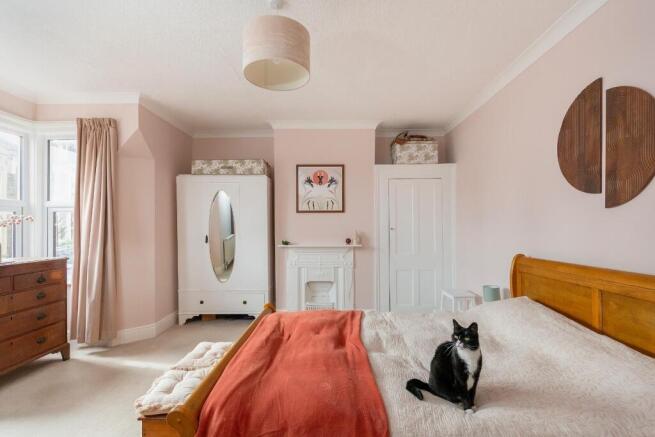 4M1RKE - Bedroom F.jpg