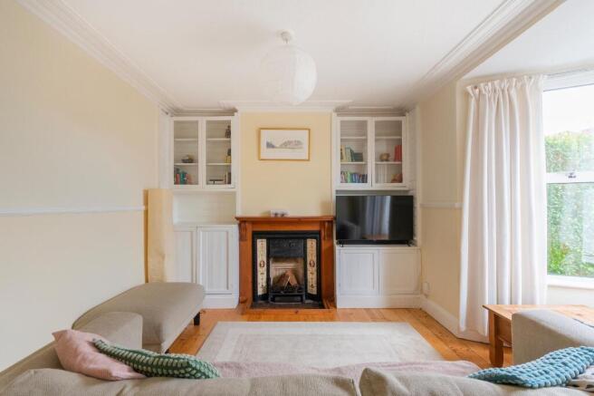 0M7PSFS - Living Room B.jpg
