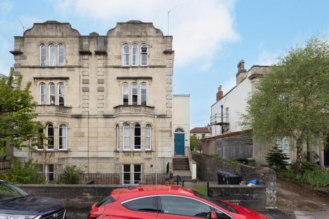 Flat 1, 17 Sydenham Hill, BS6-1.jpg