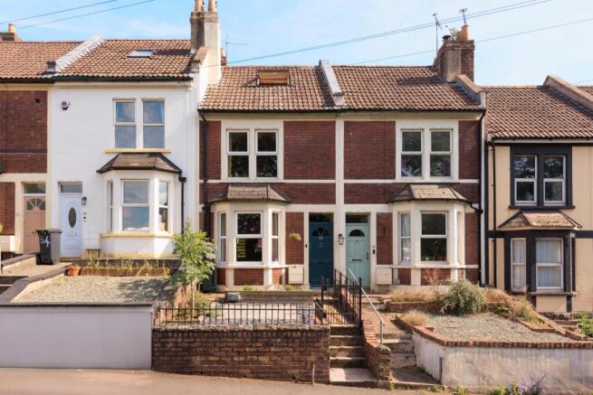 52 Newbridge Road-36.jpg