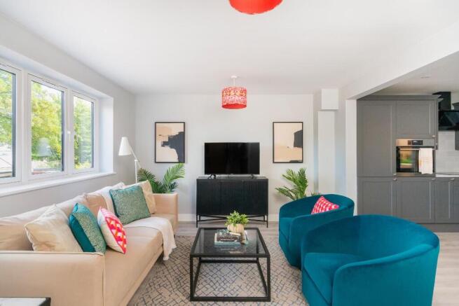 1B9CHY - Living Room E.jpg