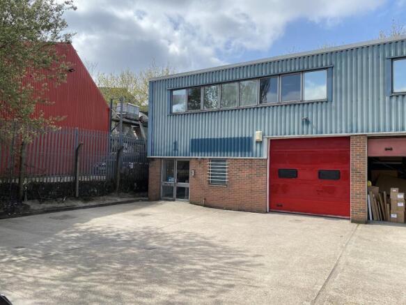 IMG_0917 WEB FRONT.JPG