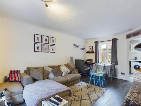 Living/dining room