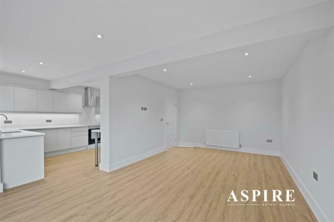 Aspire Estate Agents5.jpg