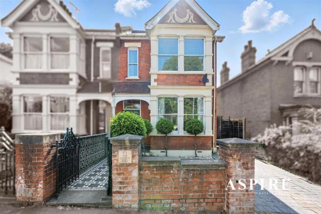 Aspire Estate Agents43.jpg