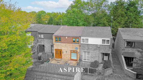 Walthams Place, Pitsea, Basildon