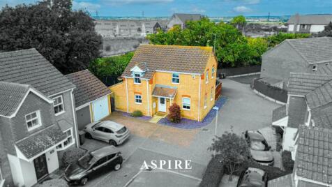 Rowan Close, Rayleigh