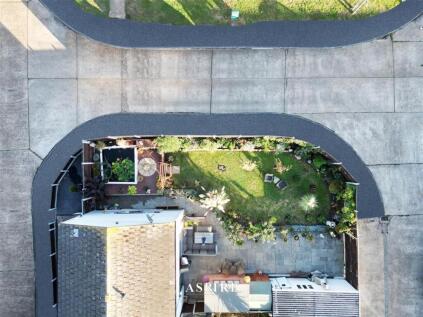 First Avenue, Canvey Island