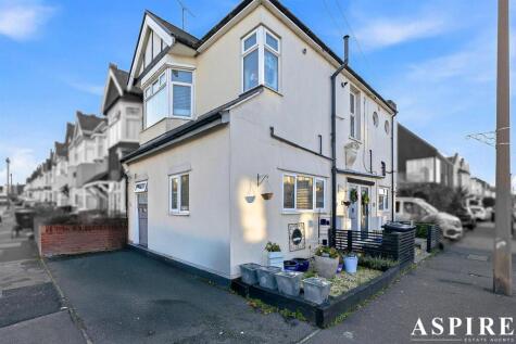 Glendale Gardens, Leigh-On-Sea