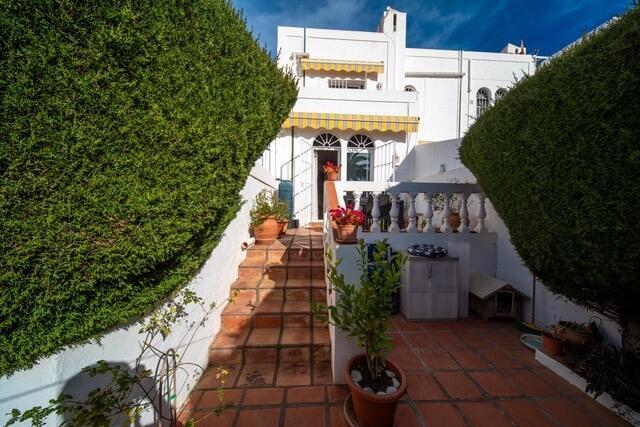 Lower Patio 2