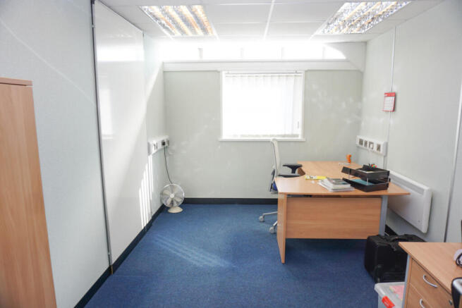 OFFICE SUITE 8