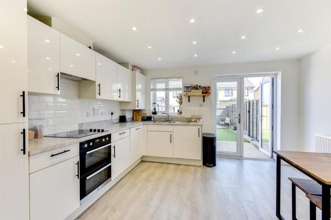 12688_50691_IMAGE...