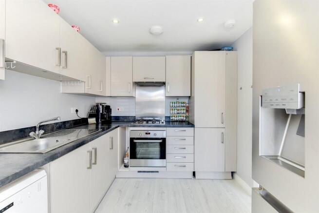 11636_47202_IMAGE...