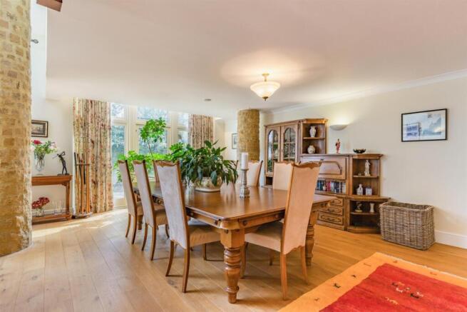 8643048-interior06 - Copy.jpg