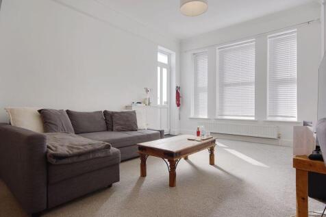 Holdenhurst Road, Bournemouth