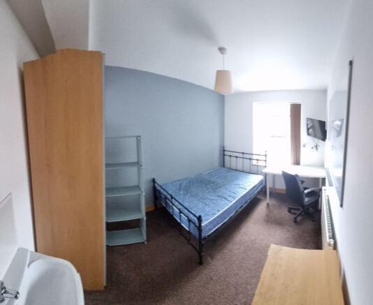 Photo 5