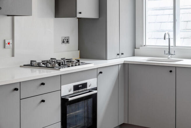 Earlham Street Se...